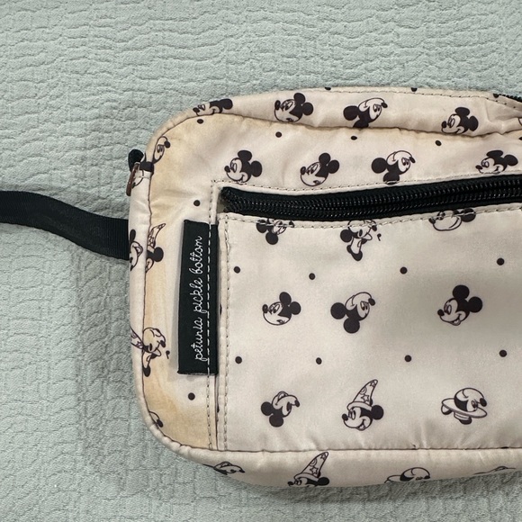 Petunia Pickle Bottom Cream and Black Fanny Pack/Crossbody Bag - Picture 3 of 8